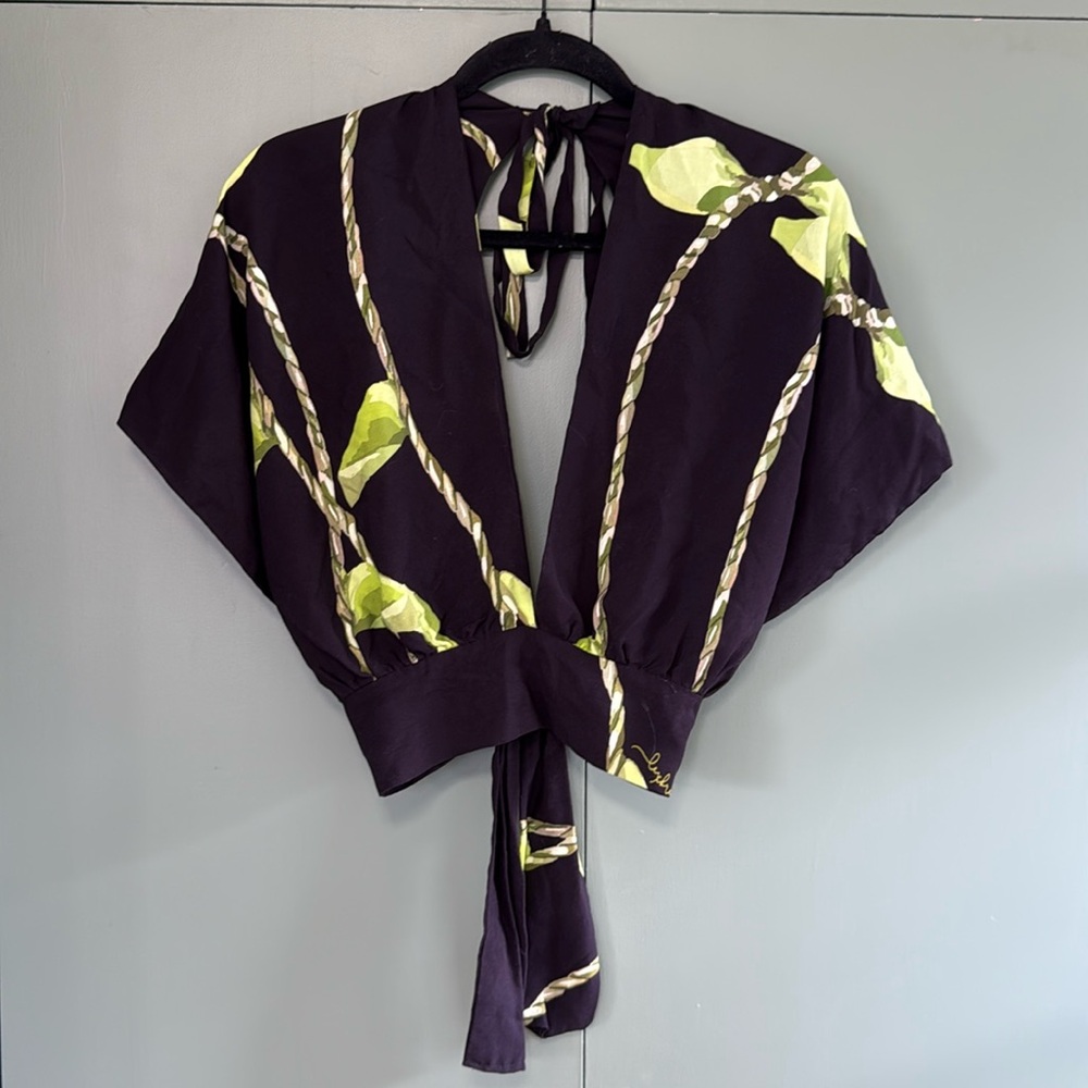 Lexbreezy Hawaii Floral Crop Top Black Green Hilo Lei Blouse Tropical Open Back - Picture 3 of 5